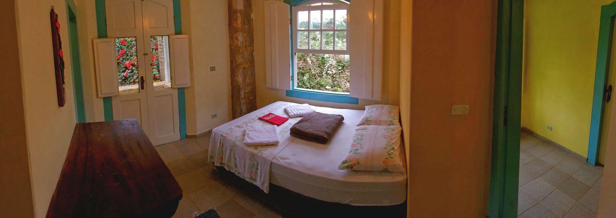 Casa Viva Hostal *